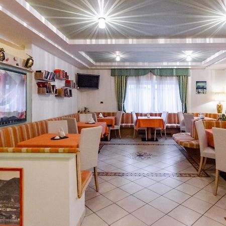 Albergo Alla Torre Siegler Im Thurm Мерано Экстерьер фото