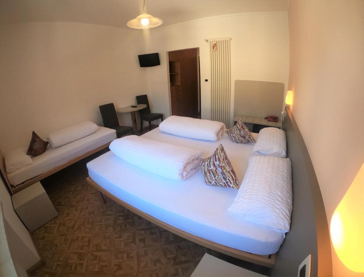 Albergo Alla Torre Siegler Im Thurm Мерано Экстерьер фото