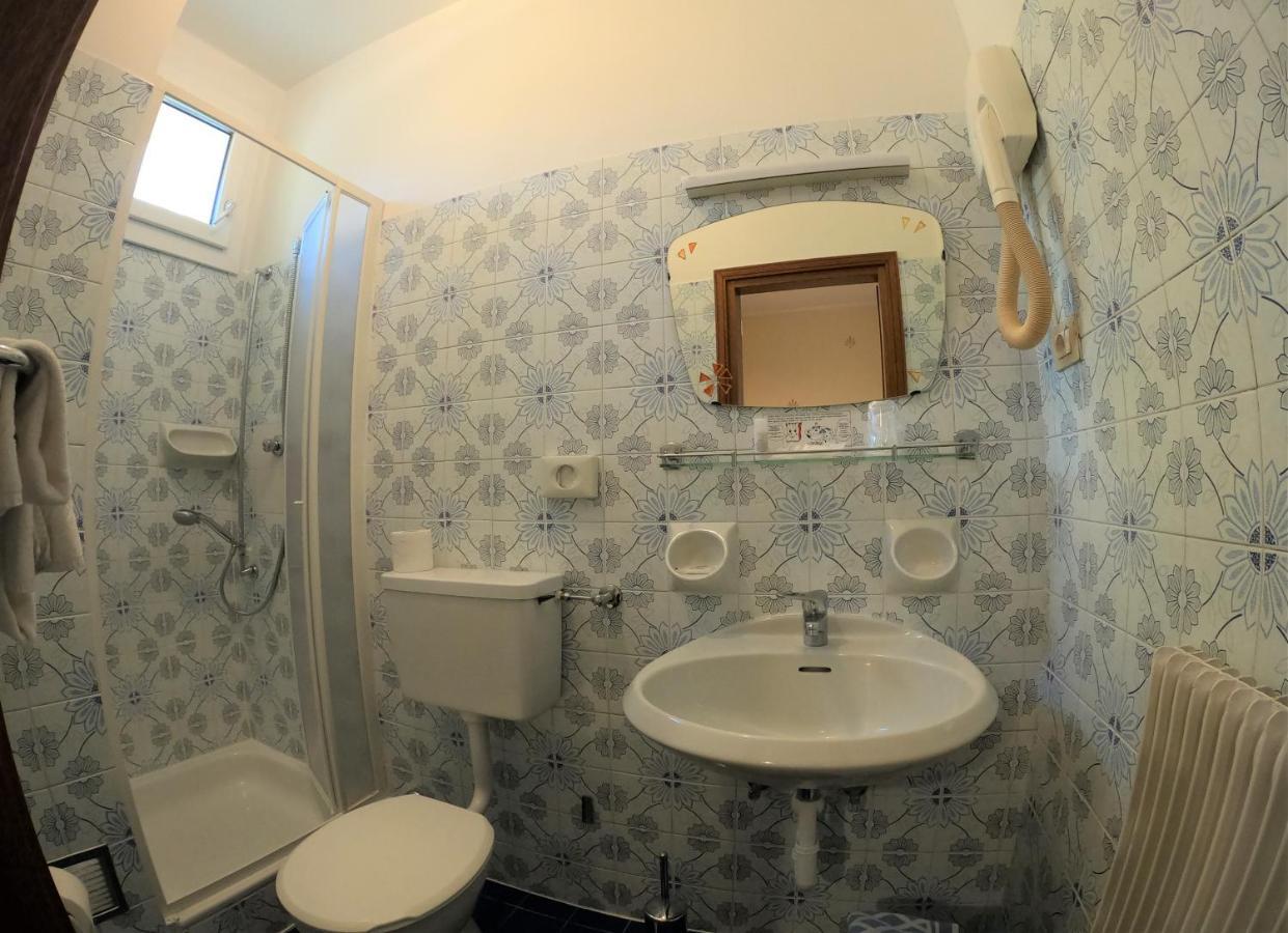 Albergo Alla Torre Siegler Im Thurm Мерано Экстерьер фото