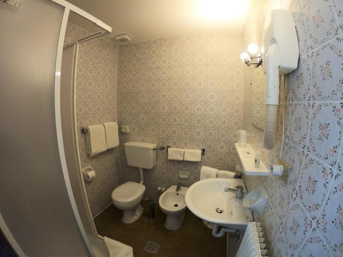 Albergo Alla Torre Siegler Im Thurm Мерано Экстерьер фото